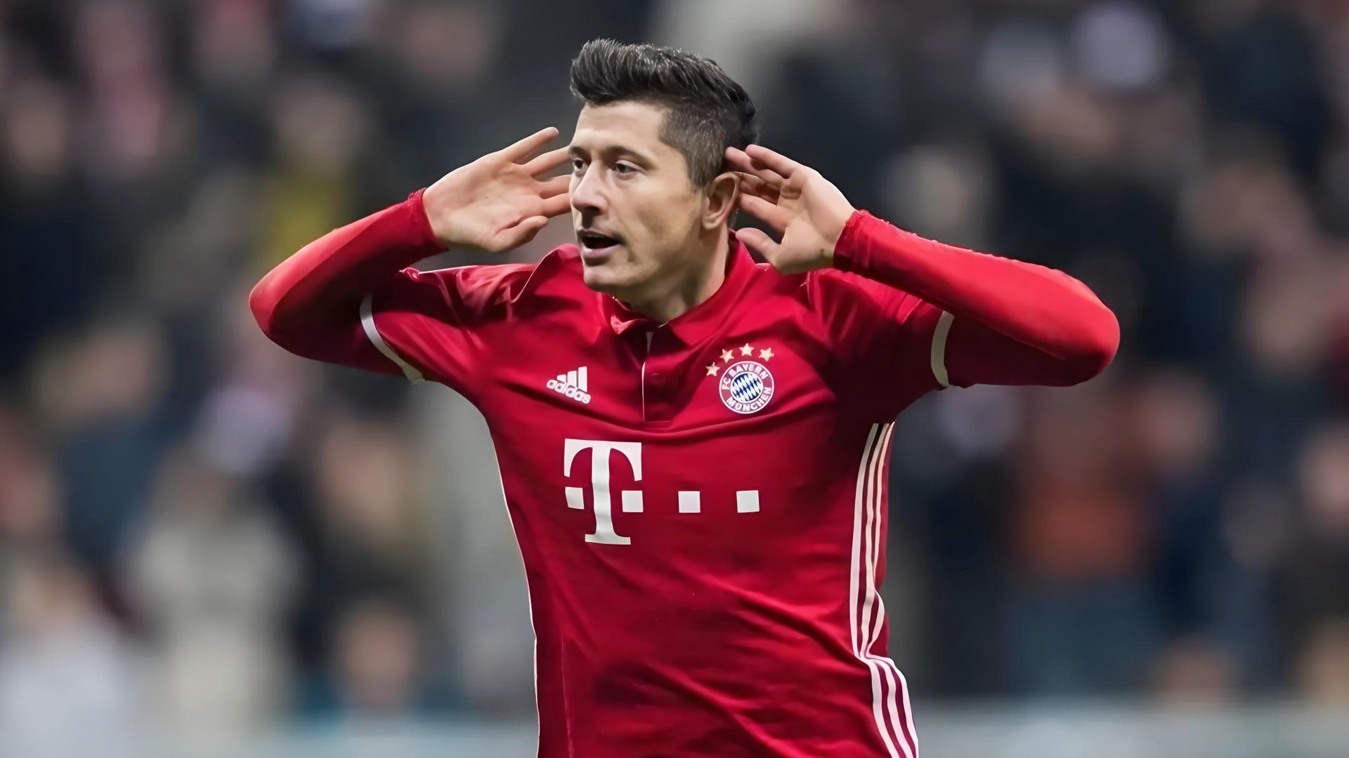 巴萨王者归来！费兰托雷斯帽子戏法领衔三连胜，欧冠复仇战即将打响（巴萨强势回归！费兰·托雷斯戴帽领衔三连胜，欧冠复仇战在即）