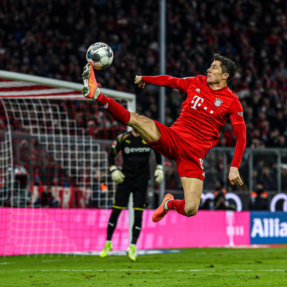 巧了，恰尔汗奥卢上次和这次罚丢点球都在意甲第12轮第74分钟（同轮同分钟！恰尔汗奥卢两次点球不进都在意甲第12轮第74分钟）