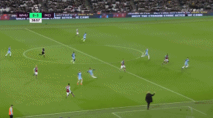 米兰体育总监：亚沙里和莫德里奇关系很好，他经常和莫德里奇交流（米兰体育总监：亚沙里与莫德里奇关系密切，交流频繁）