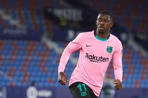 德转统计国家队出场时间前20：C罗、梅西前2，布冯、魔笛上榜（德转发布国家队出场时间TOP20：C罗梅西包揽前二，布冯、魔笛在列）