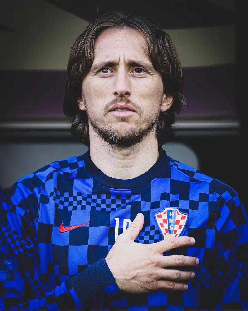 张镇麟的身体恢复较理想 看他能给上海锋线带来多少变化（张镇麟恢复良好，他能为上海锋线带来多大改观？）