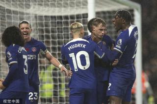 大四喜：姆巴佩vs奥林匹亚科斯个人集锦（姆巴佩四球之夜：对阵奥林匹亚科斯个人集锦）