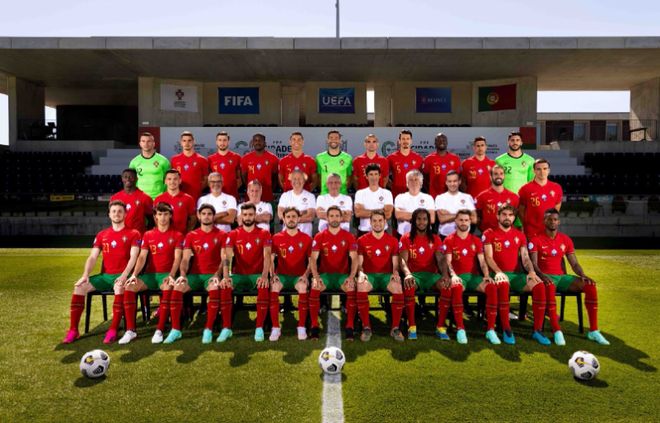 足球英超争冠形势复杂，六队仍有希望（英超争冠形势扑朔迷离 六队仍具夺冠希望）