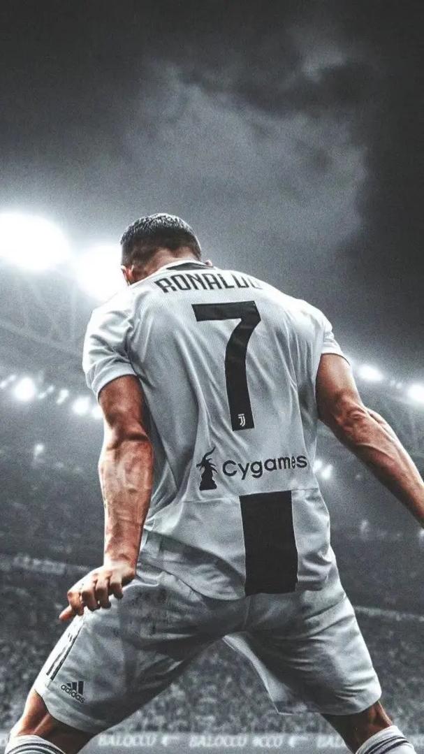 ESPN：奥斯卡已告知身边人自己将退役，即将与圣保罗会面（ESPN：奥斯卡已向身边人透露将退役，近日将与圣保罗会谈）