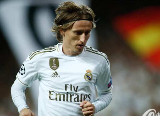 Shams：国王对全队范围内的交易讨论保持开放态度（Shams：国王对全员交易谈判持开放立场）